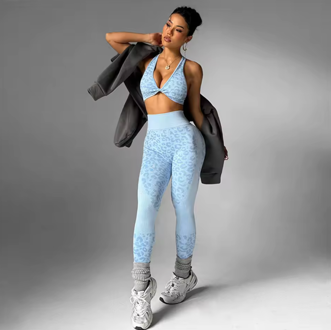 Combinaison de sport léopard