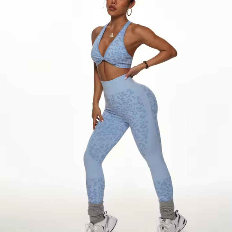 Combinaison de sport léopard